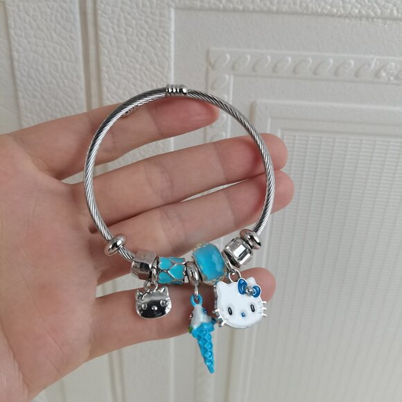 Blue Hello Kitty Charm Pendant Tone Bangle Bracelet - Picture 1 of 5